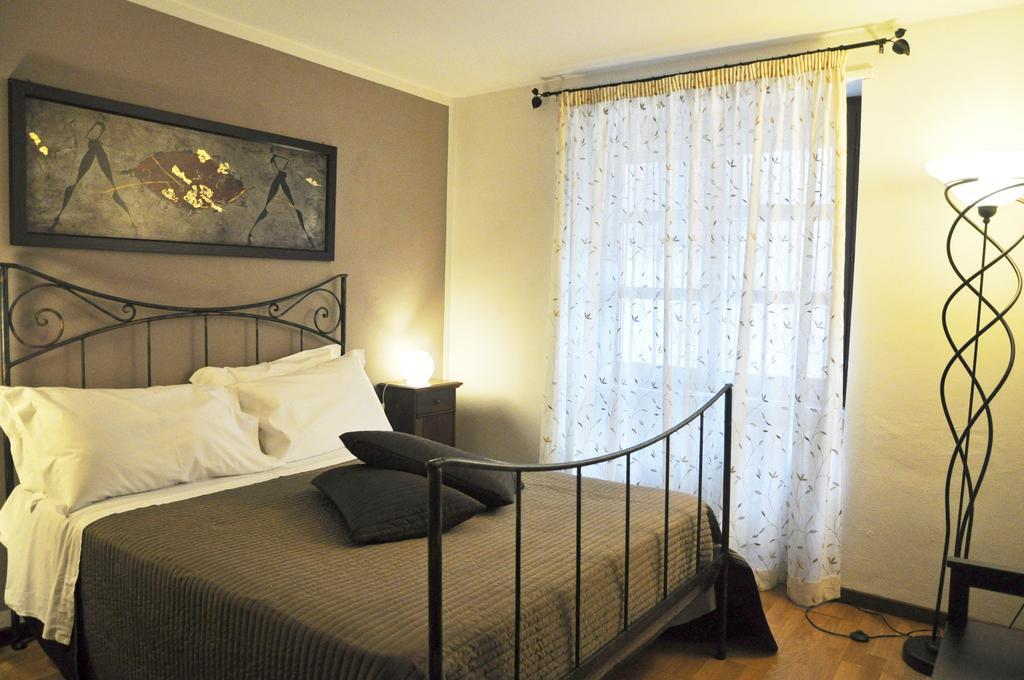 Di-Vinodormire La Morra Kamer foto